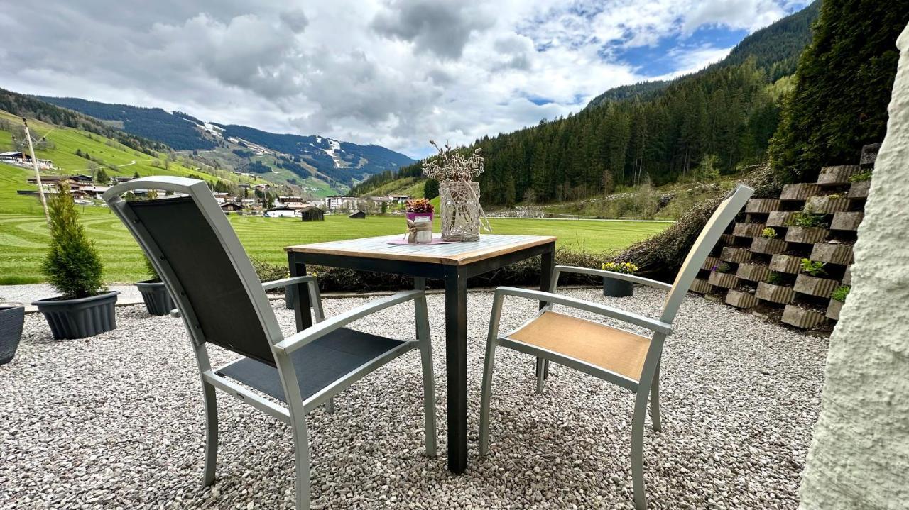 Appartements Living Saalbach Bagian luar foto